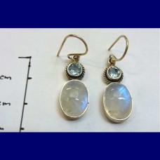 earrings.. moonstone-